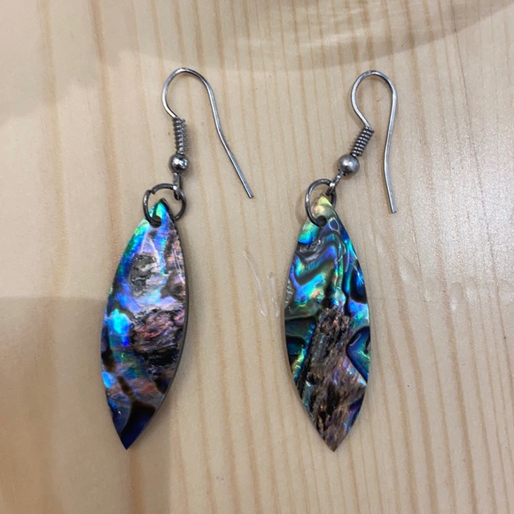 handmade Jewelry - Gorgeous abalone oval earrings